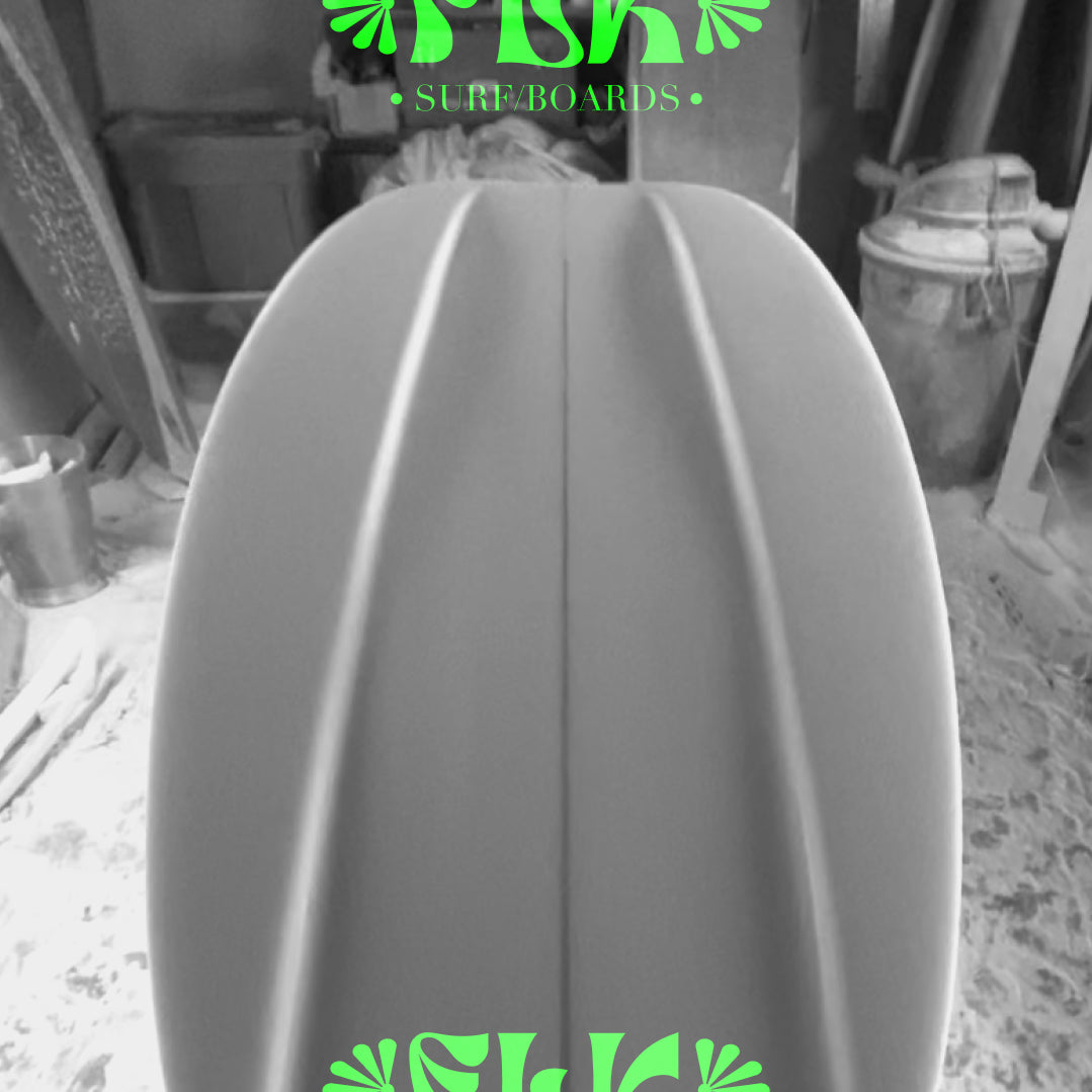 Tonkay – Folklore Surf